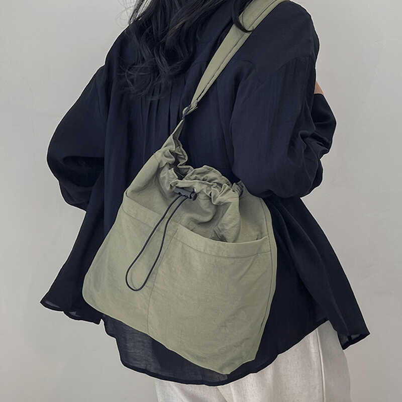 麦瑞雅大容量托特上课通勤斜挎包