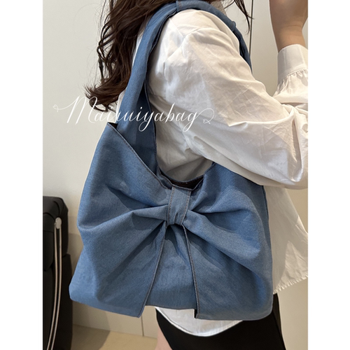 可爱精致蝴蝶结通勤水桶托特包