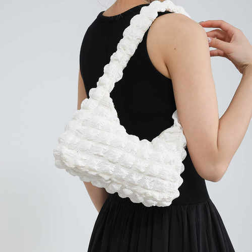 麦瑞雅小众设计新款褶皱云朵包