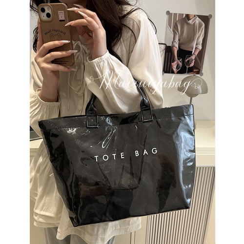 大容量杜邦纸果冻透明托特妈咪包