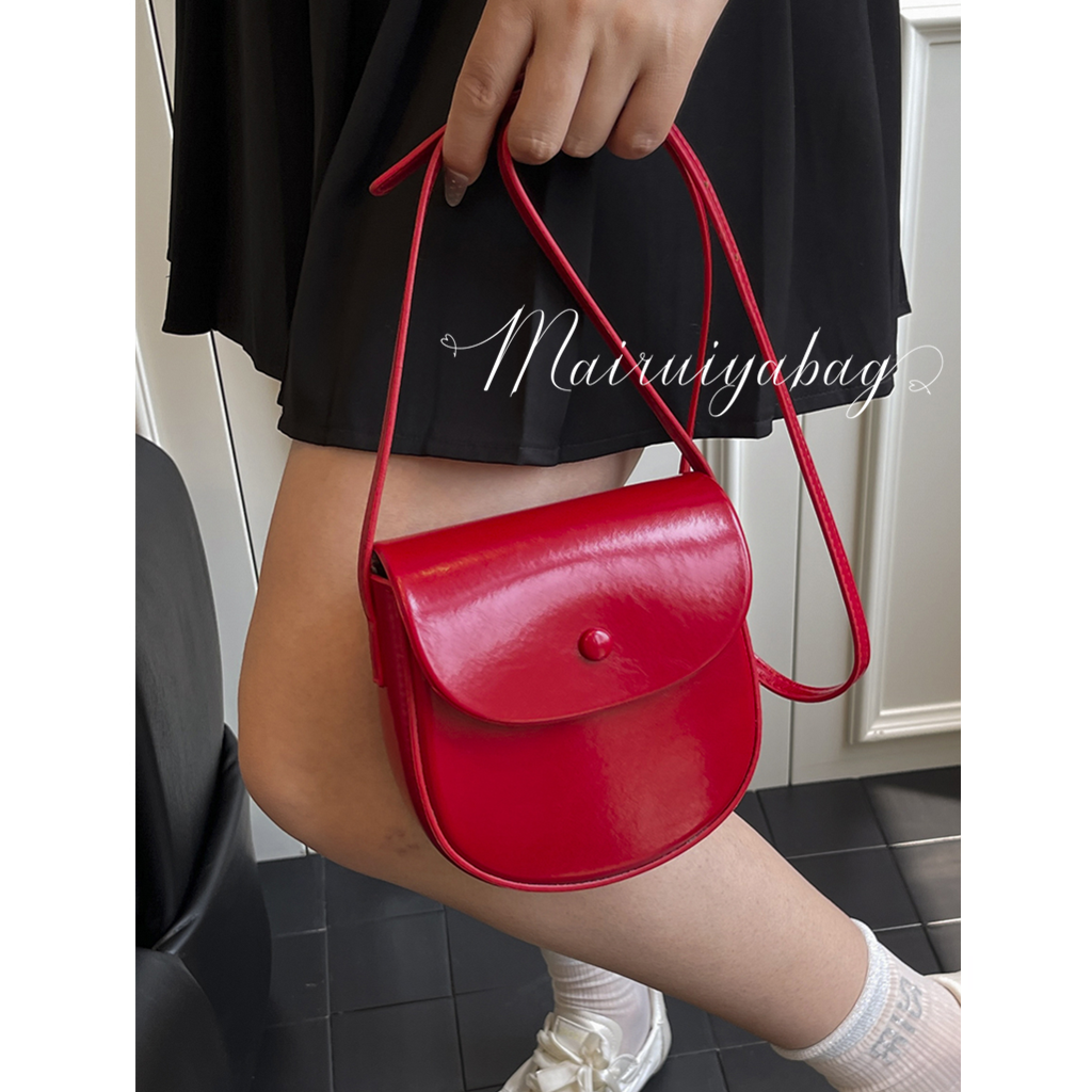 轻便百搭手机简约时尚单肩马鞍包