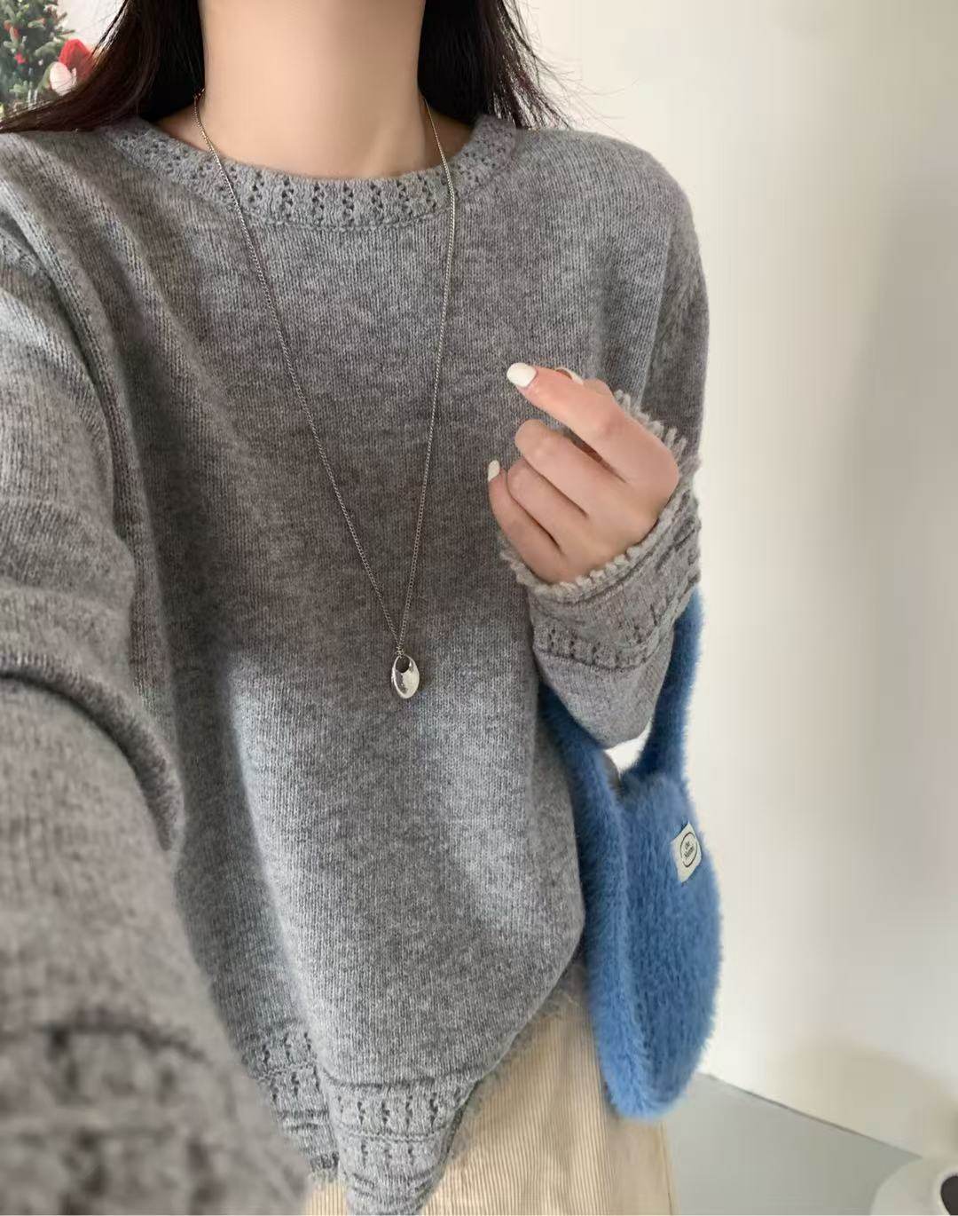 2025冬季新款韩版宽松显瘦圆领套头毛衣女百搭针织衫全羊毛上衣潮