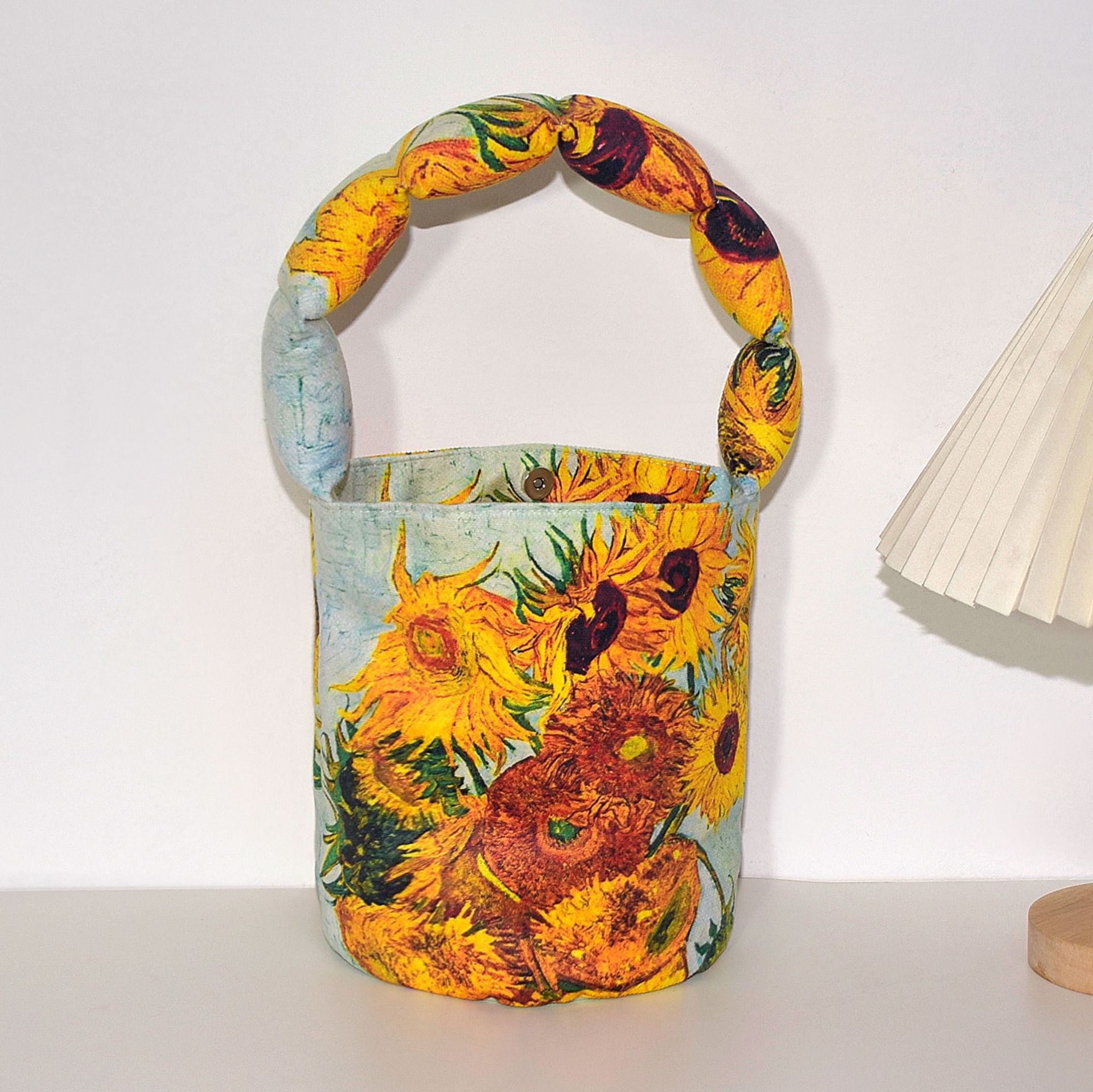 2025新款帆布手提单肩便当油画水桶包包女充棉把手竹节包向日葵