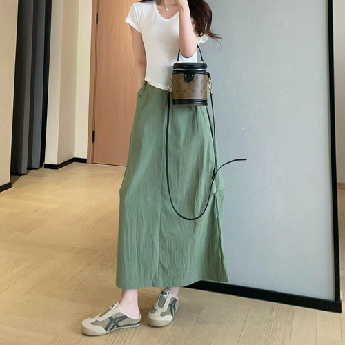 WTHEONE山系时髦军绿工装半身裙清凉透气中长款A字伞裙女2026新款