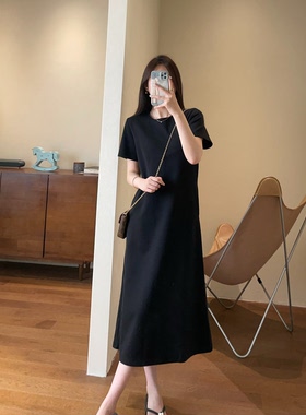 WTHEONE时髦减龄宽松显瘦短袖T恤裙中长款直筒开叉小黑裙女2025夏