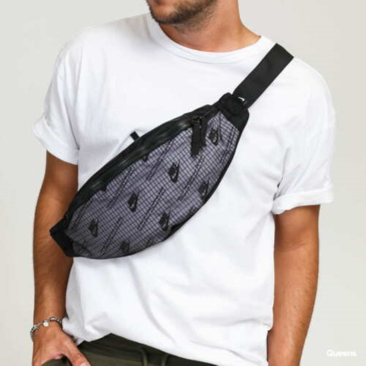 腰包斜挎背包运动腰包耐克
