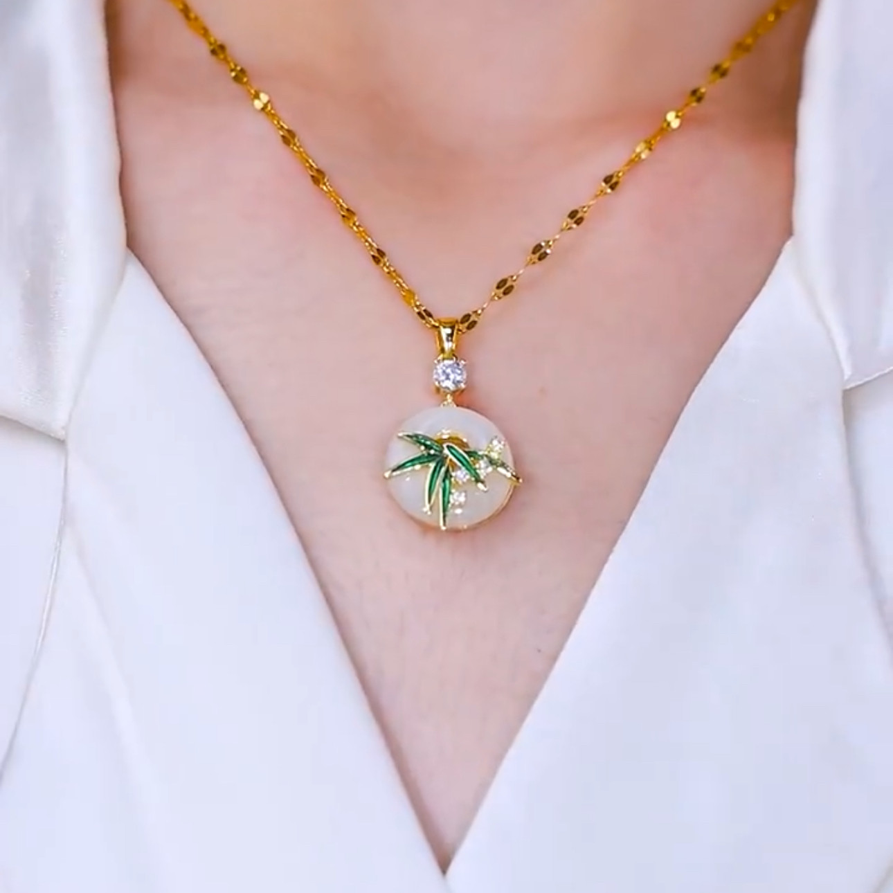 2025新款时尚百搭气质竹叶平安扣项链女轻奢高级感独特锁骨链