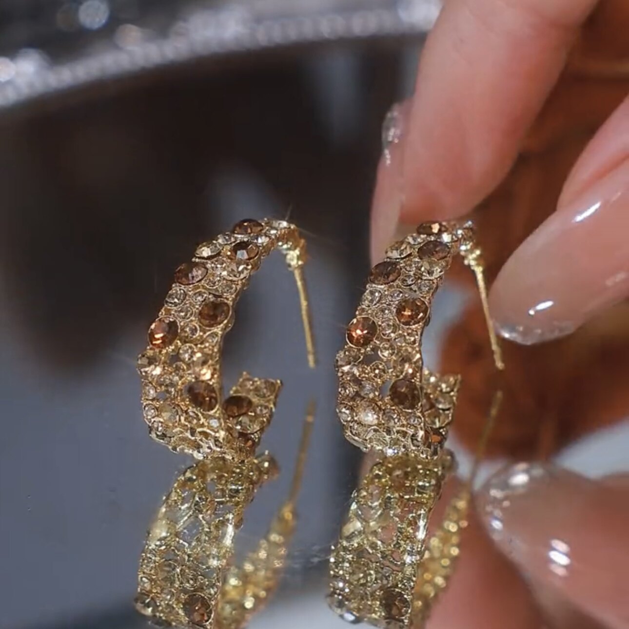 韩国东大门复古巴洛克水钻耳圈2023新款潮个性夸张银针耳环耳饰女