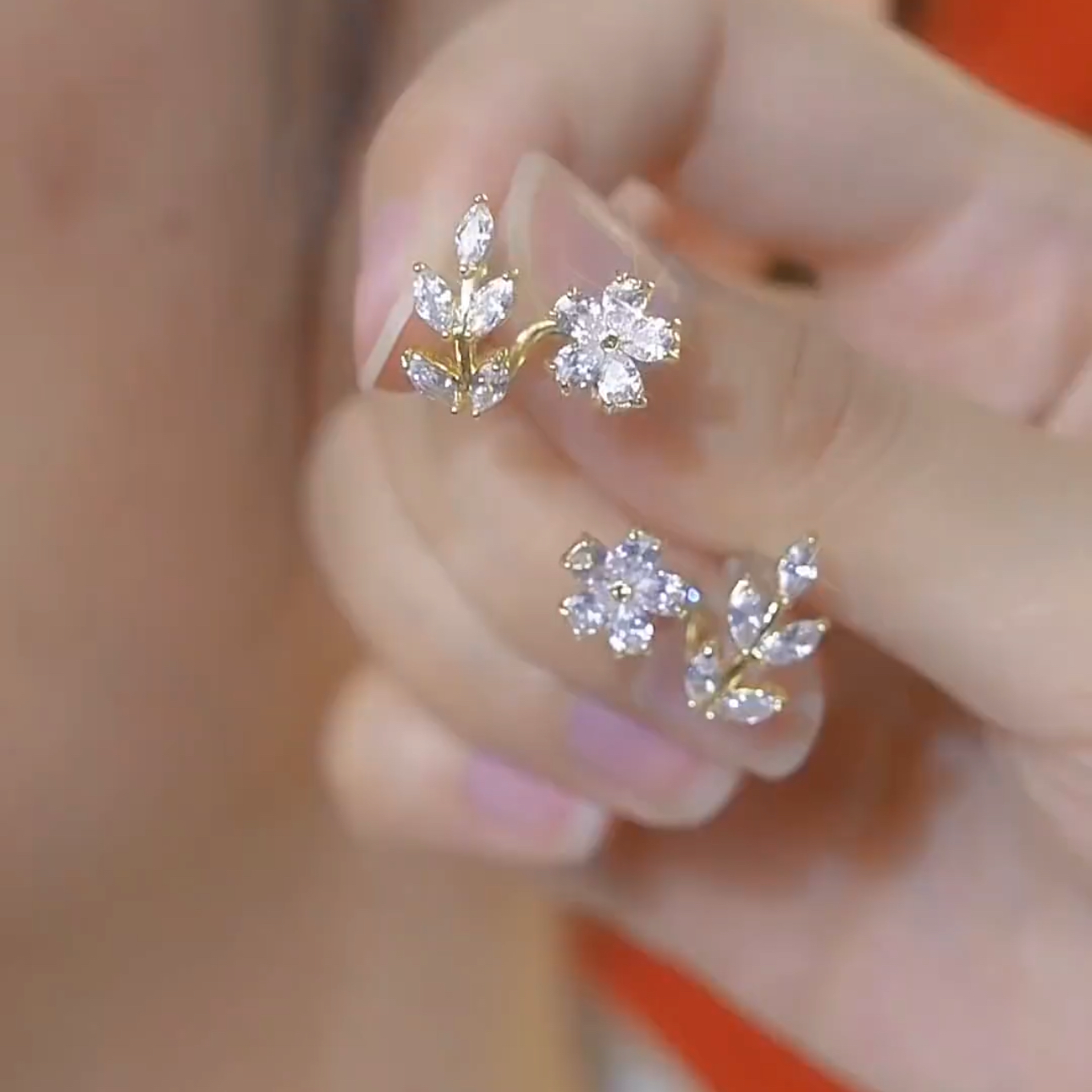 树叶耳扣女简约个性气质小众设计感锆石叶子耳环耳饰2025年新款潮