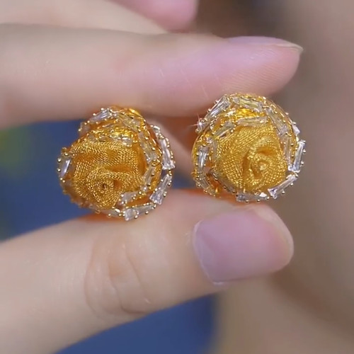 2025新款时尚百搭气质玫瑰花耳环女轻奢高级感独特耳坠耳饰耳圈