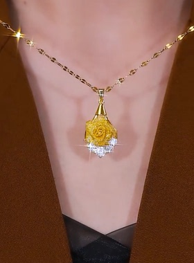 2025年新款潮轻奢金色玫瑰花吊坠项链优雅洋气时尚百搭颈链锁骨链