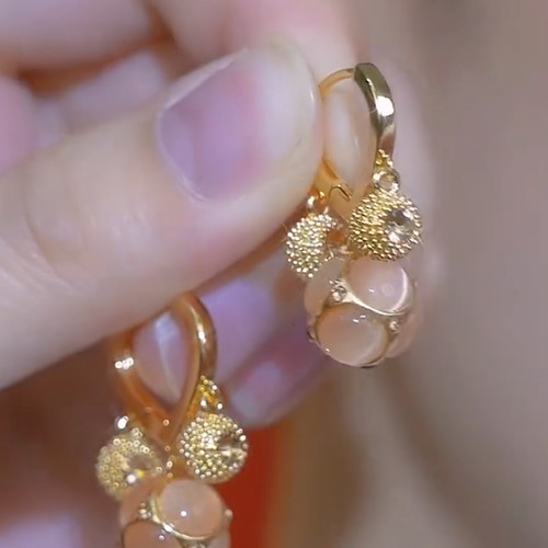 精致时尚高级感香槟钻球榴莲耳扣