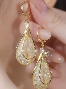 女大气款高级感时尚网红百搭耳饰