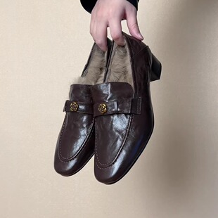 RubyL/3cm复古山茶花羊皮乐福鞋女一脚蹬中跟保暖毛毛鞋百搭时尚