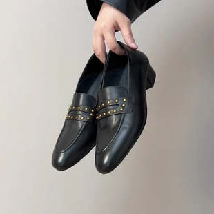 单鞋 牛皮圆头一脚蹬粗跟通勤乐福鞋 3.3cm英伦风铆钉小皮鞋 RubyL