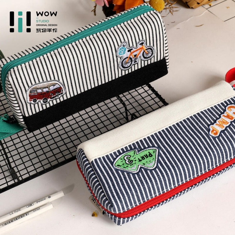 玩物文创条纹刺绣笔袋学生大容量文具收纳袋高颜值韩版多功能笔盒