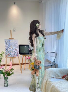 绿野仙踪 温柔小清新复古裙子碎花法式气质显瘦收腰连衣裙G155