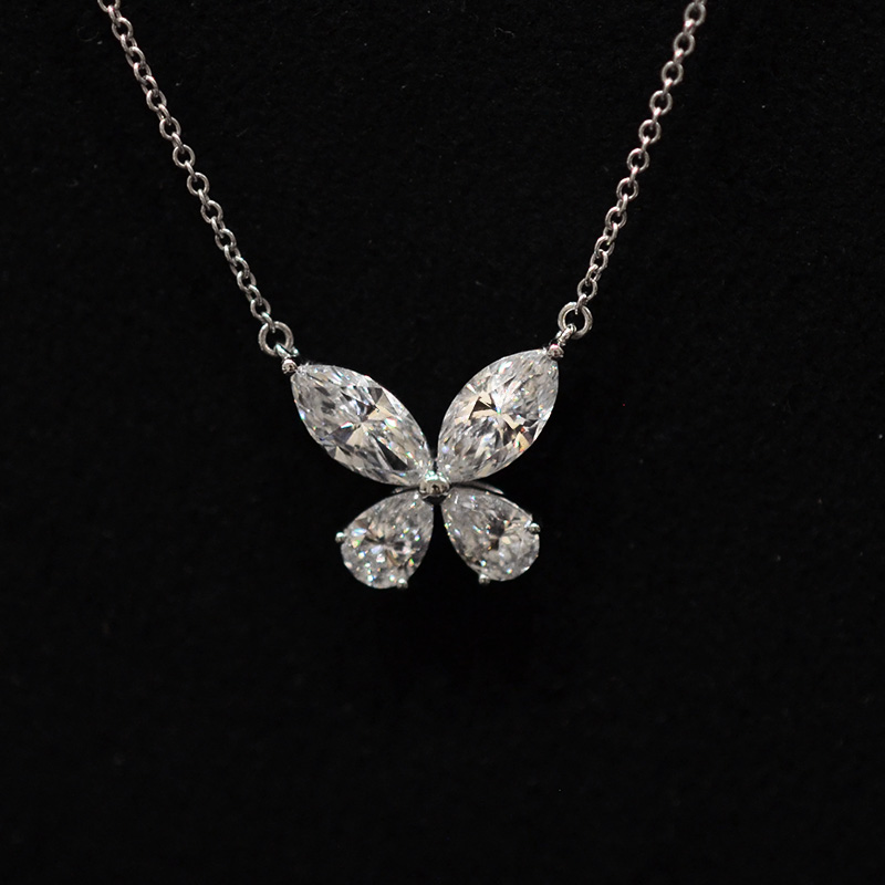 轻奢蝴蝶造型培育钻石项链女水滴形吊坠颈链18k金小众设计超闪