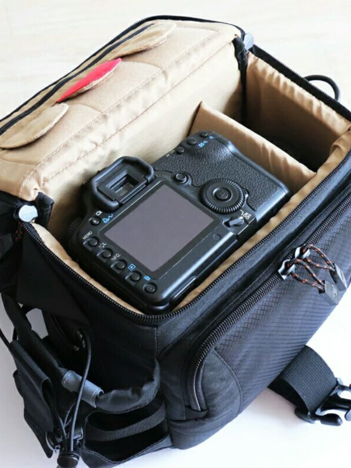 개인화 된 24-70MM 사진 가방 어깨 SLR 카메라 가방 70-200MM 대각선 야외 태블릿 NIKON CANON