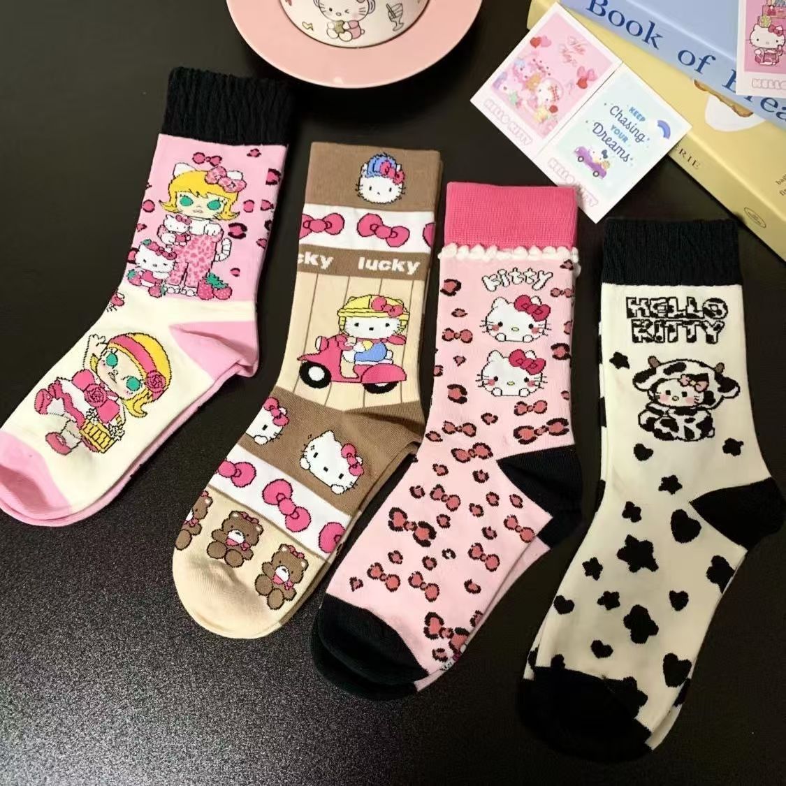 日系可爱卡通动漫凯蒂猫中筒少女中筒袜