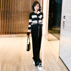 MIUCO黑白条纹镂空针织开衫+烫金亮片丝绒阔腿裤套装女秋冬