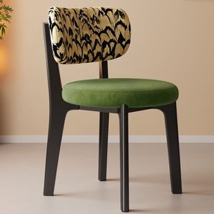 实木餐厅简约现代网红餐椅家用轻奢极简椅子奶油风意式黑白餐桌椅