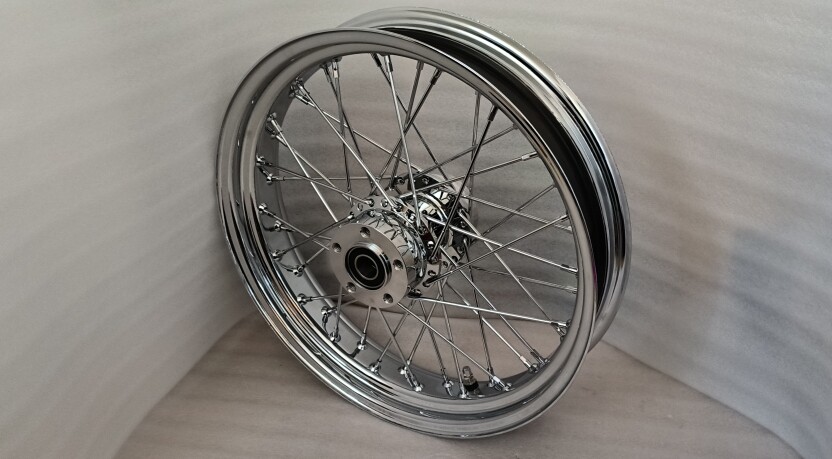 哈雷16X3.5改装细辐条后轮毂，40辐条镀铬真空轮毂