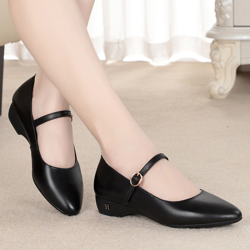 平底模特走秀鞋女妈妈鞋中老年跳舞蹈鞋中跟大码工作女鞋粗跟单鞋