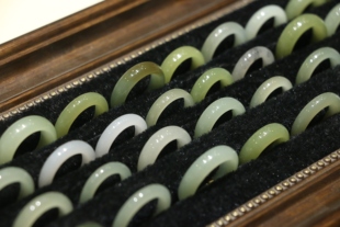 新疆料且末高青白若羌黄口和田玉青海晴水湖水绿青花戒指指环戒圈