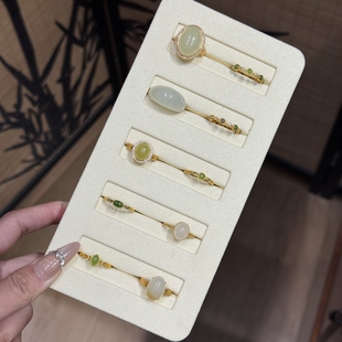 S925银镶嵌新疆和田玉且末料黄玉糖玉戒指女小众设计玉石指环新款