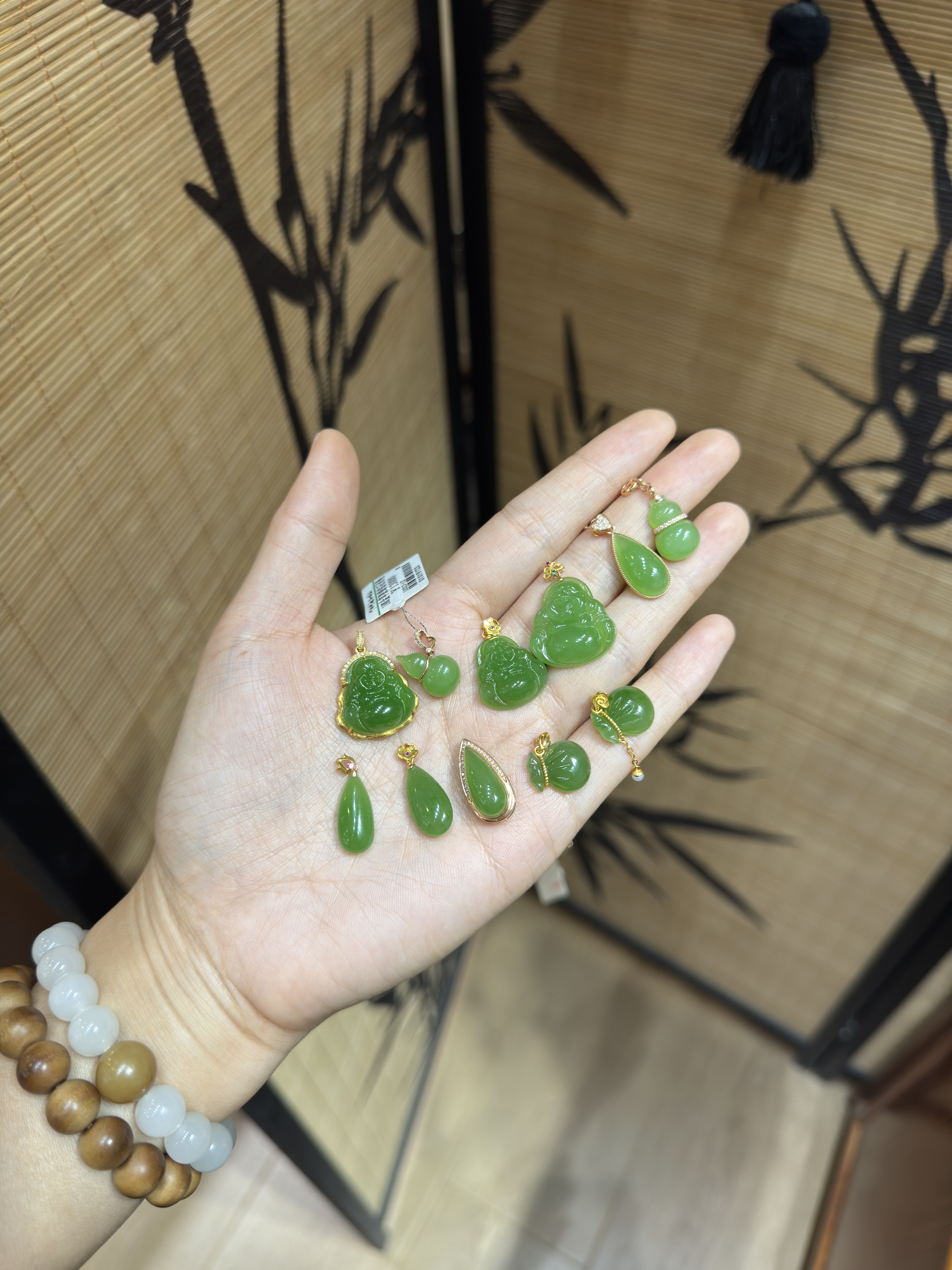 18k金镶碧玉苹果绿吊坠挂件耳坠耳钉耳环女款玉石项链玉坠和田玉