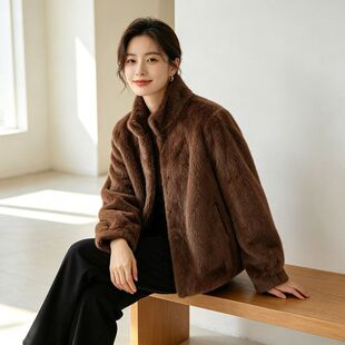 贝哆哈女冬皮毛一体貂绒外套短款女士妈妈装小个子立领仿皮草大衣