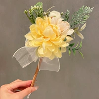 Желто-золотая розовая ручка