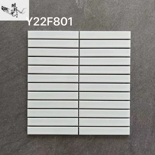 Нордический длинное темно -зеленый бар интернет -ресторан