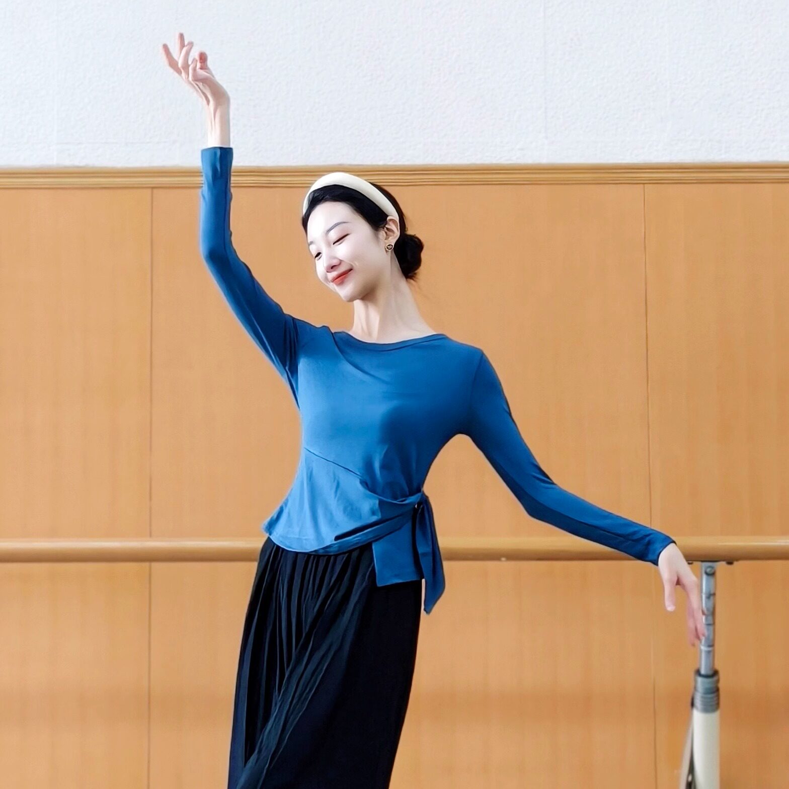 现代舞秋冬舞蹈练功服瑜伽上衣古典舞长袖芭蕾形体服日常可穿