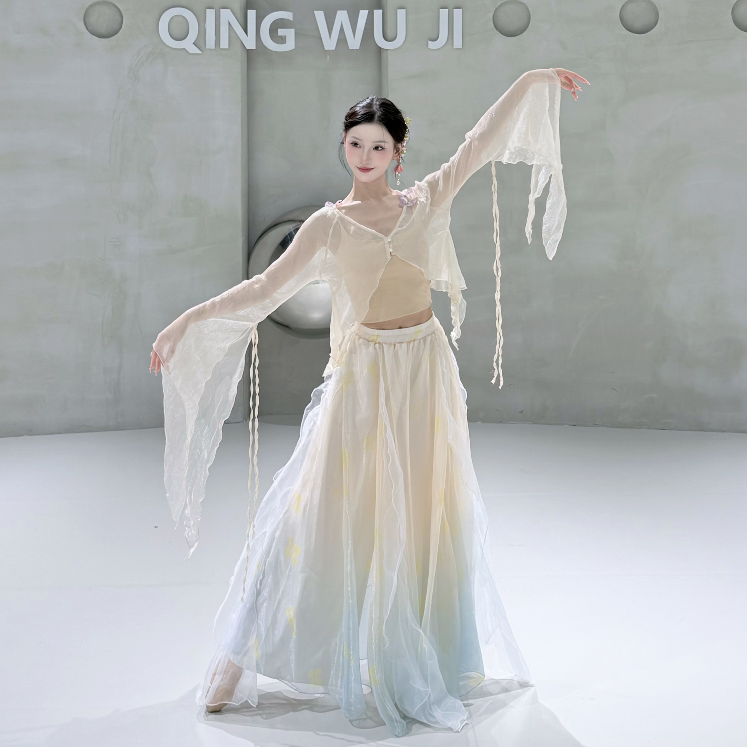 古典舞蹈服飘逸渐变裙裤中国舞练功服纱衣宽松训练上衣国风汉唐舞