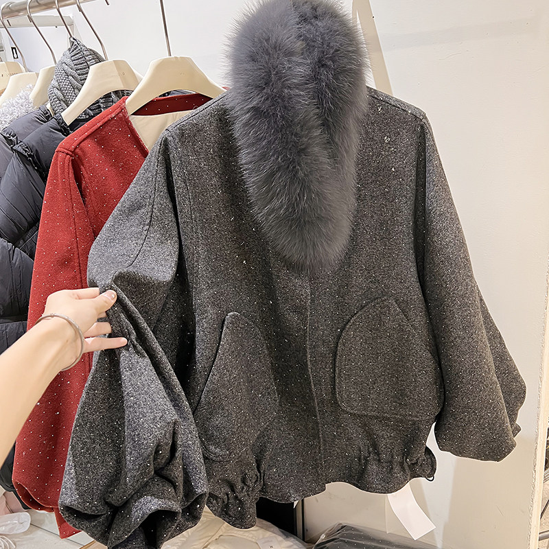 2025新款气质圆领送毛领围巾单排扣灯笼袖短款羽绒外套女冬季,女装/女士精品,羽绒服,淘宝优惠券,粉丝福利购,淘宝优惠卷