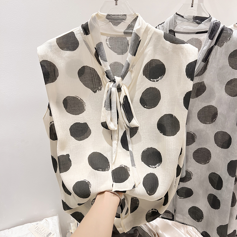 2025新款韩国气质显瘦V领系带圆点无袖雪纺衫女夏季薄款上衣