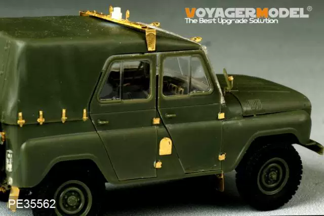 Динамическая модель Waya PE35562 1/35 Hyundai Советский УАЗ-469 Гайплинг Драйвы