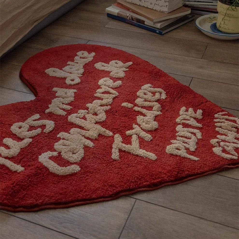 红色爱心地毯字母复古法式卧室床边毯客厅茶几地毯防滑地垫喜庆,居家布艺,床边毯,淘宝优惠券,粉丝福利购,淘宝优惠卷