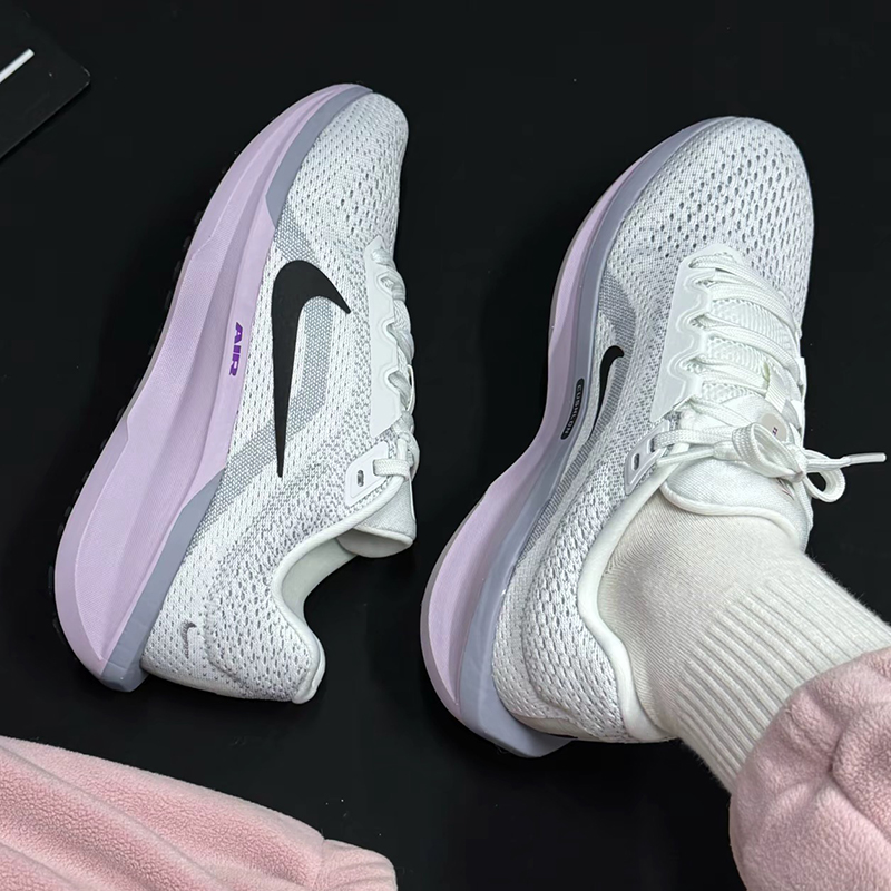 耐克NikeWinflo11跑鞋