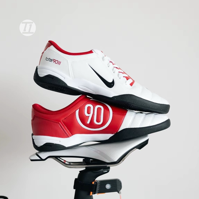NikeTotal90IIIIC/IN足球鞋