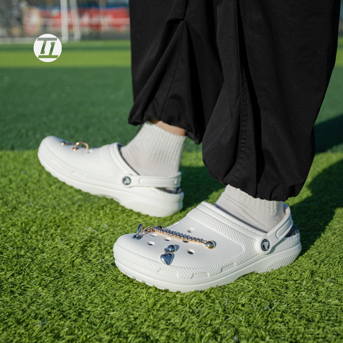 卡骆驰CROCS加绒保暖洞洞鞋