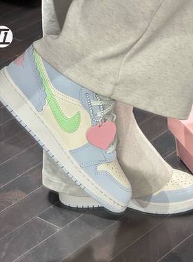 AIR JORDAN 1 AJ1 低帮白蓝绿女款复古运动鞋篮球鞋 IB7113-403