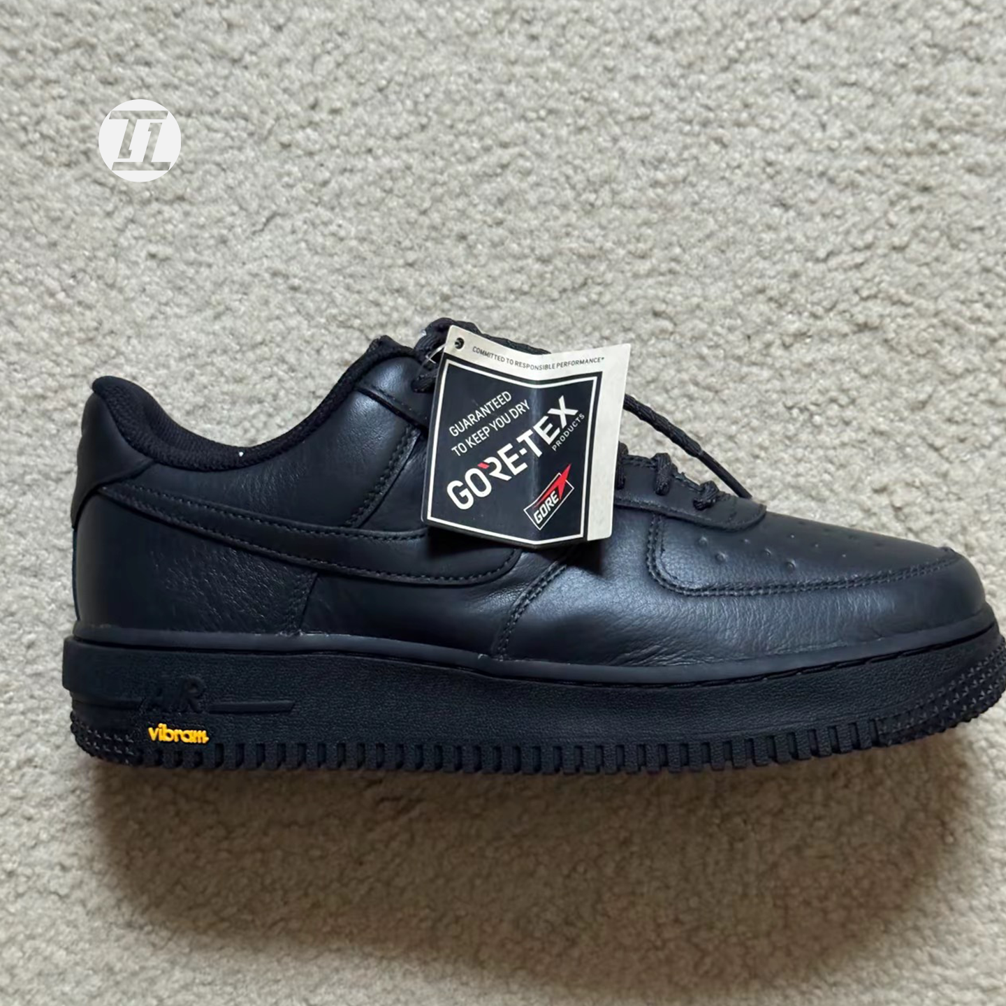耐克/Nike Air Force 1 Vibram 男子空军一号运动鞋 IH1943-001 - 实物图