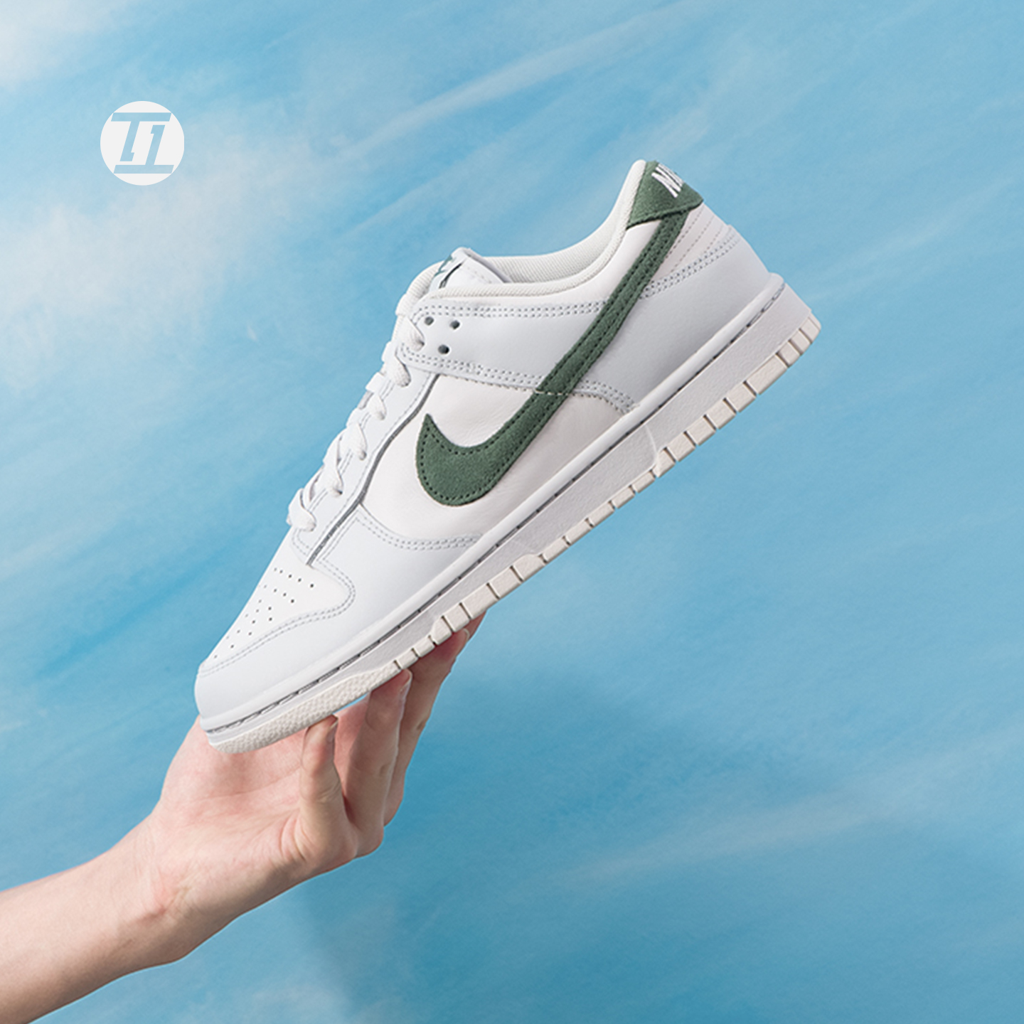 耐克DUNKLOW蓝色白休闲板鞋