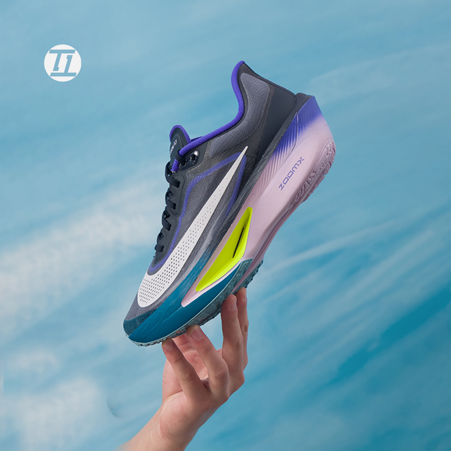 耐克男子公路缓震运动跑步鞋