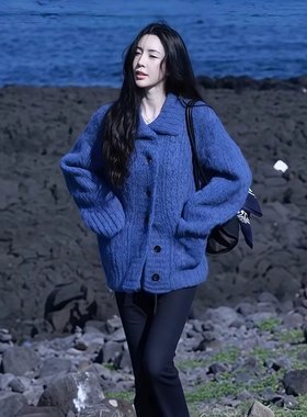 克莱因蓝翻领加厚针织开衫女秋冬奶fufu慵懒风毛衣外套巨好看上衣