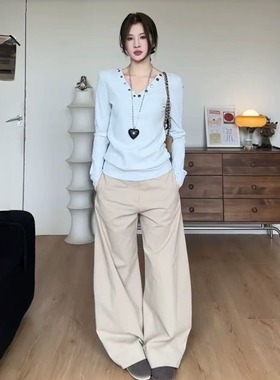 蓝色V领针织衫女秋冬修身显瘦内搭毛衣打底衫独特漂亮巨好看上衣