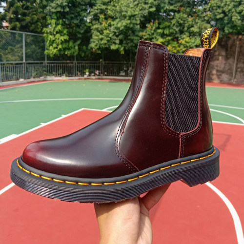 Dr马丁靴酒红擦色质量怎么样 Dr马丁靴酒红擦色口碑怎么样 小麦优选